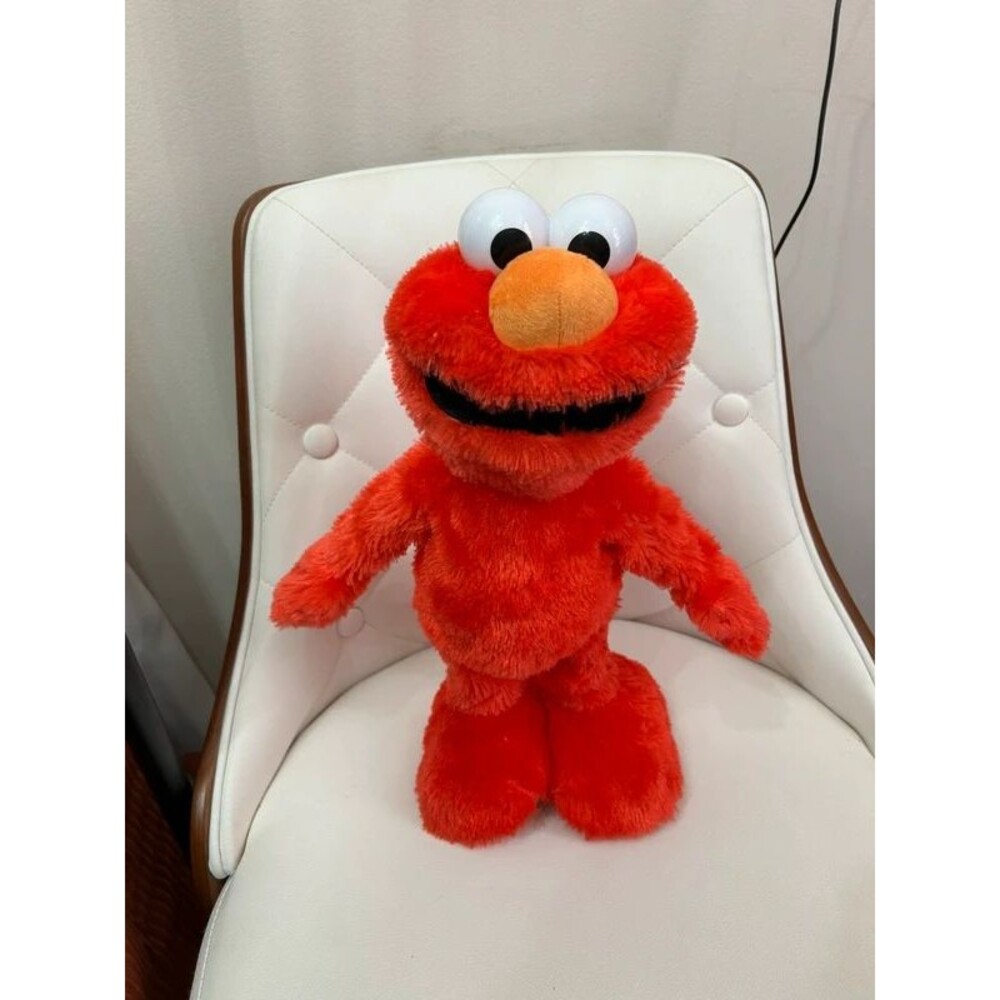 ELMO Slide Sesame Street 14" Singing & Dancing Interactive Plush English/Spanish
